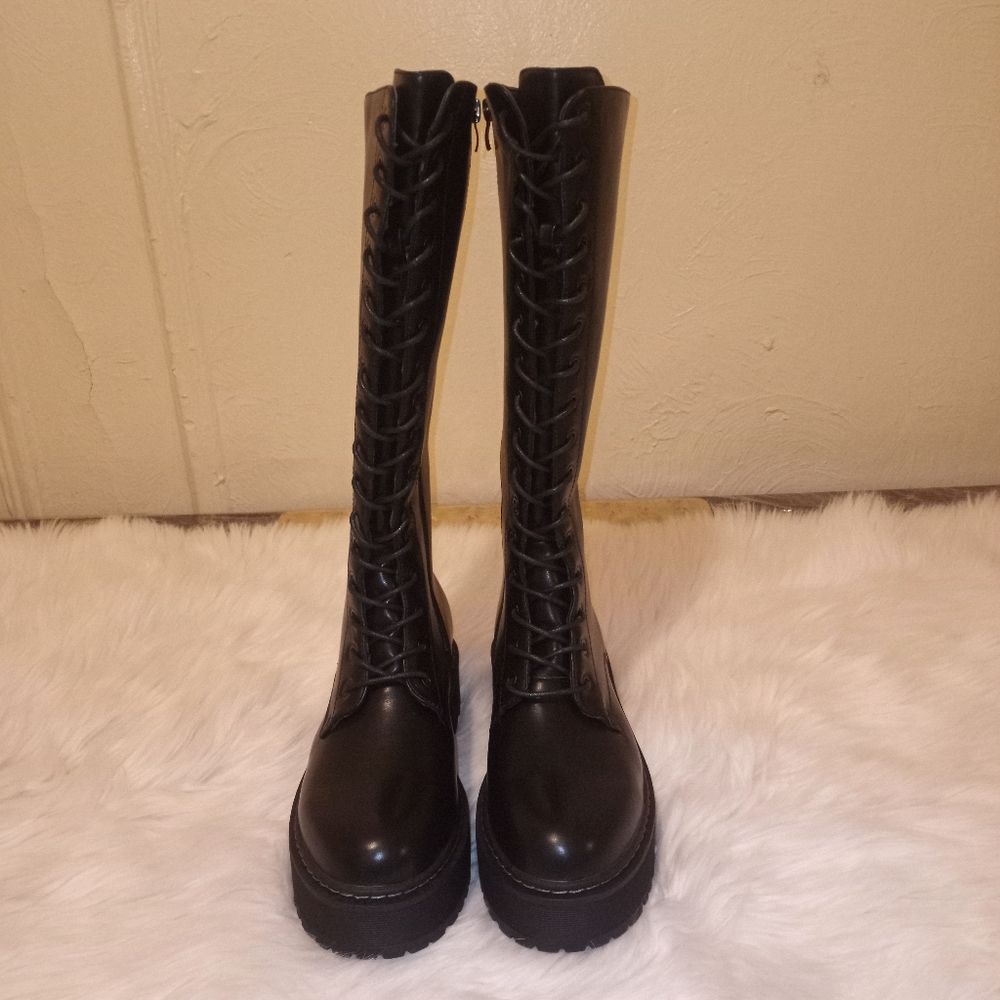 Steve Madden,  Benson style combat boots.NWOT